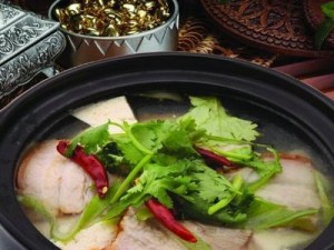 王者天下神州浩劫出装攻略（无敌装备大揭秘，让你在神州浩劫中一骑当先！）