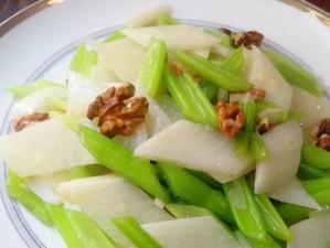 狠毒婆婆出装攻略——蛇蝎心计，如何应对？（揭秘恶毒婆婆的心思与计谋，掌握对策）