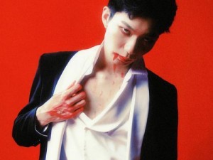 《德古拉攻略教学——铠装备出装指南》（以德古拉为主角的出装铠攻略，帮你在游戏中战无不胜！）